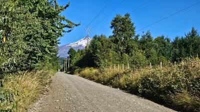 Camino de acceso al condominio
